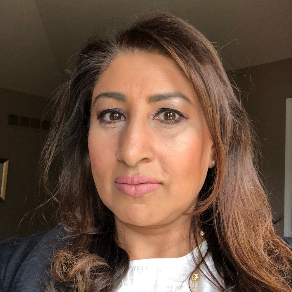 Meet your Posher, Samia